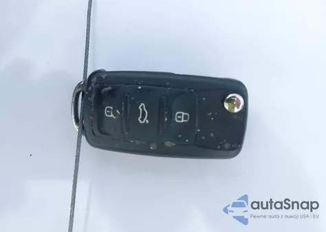 2014 Volkswagen Golf 2.5L из США, поврежденный, VIN WVWDB7AJXEW006680